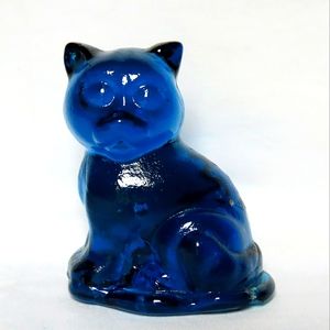 Fenton cobalt blue cat figurine
